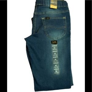 Lee, girls pull on pants size M (10-12). NWT